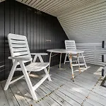 Two-bedroom In Holiday home *