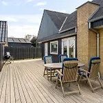 Two-bedroom In Holiday home *